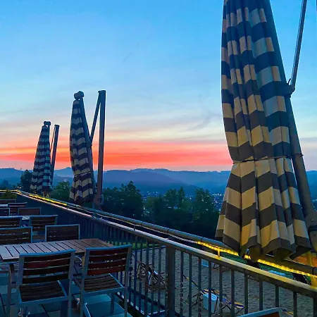 Hotel Phoenix