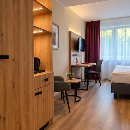 Phoenix Hotel