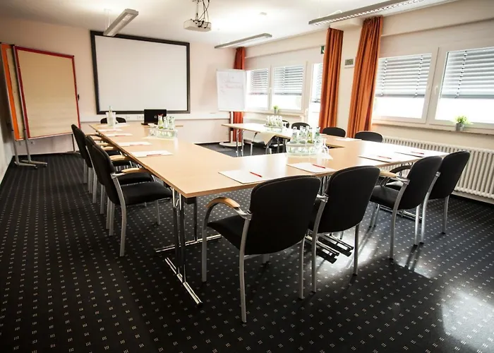 Otel Phoenix Bergneustadt