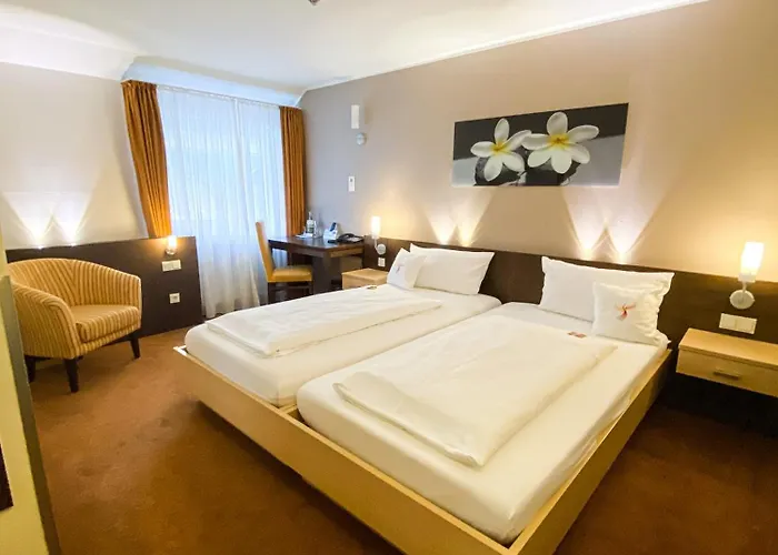 Otel Phoenix 4*