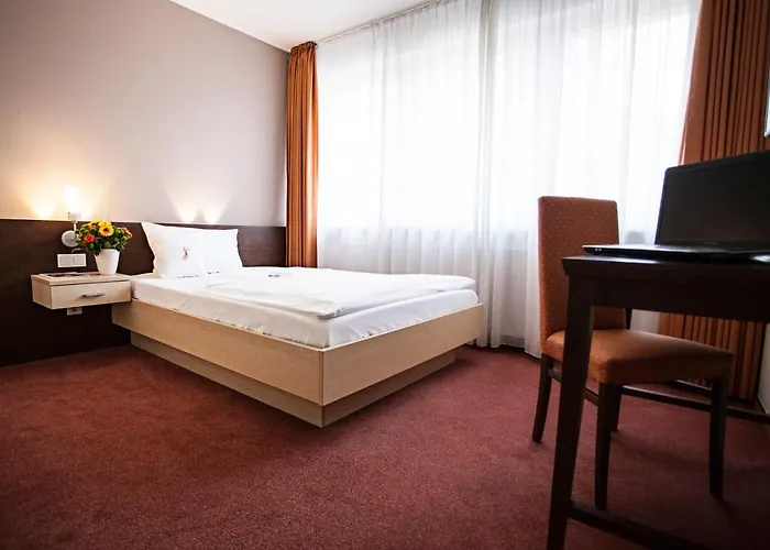 Phoenix Otel 4*